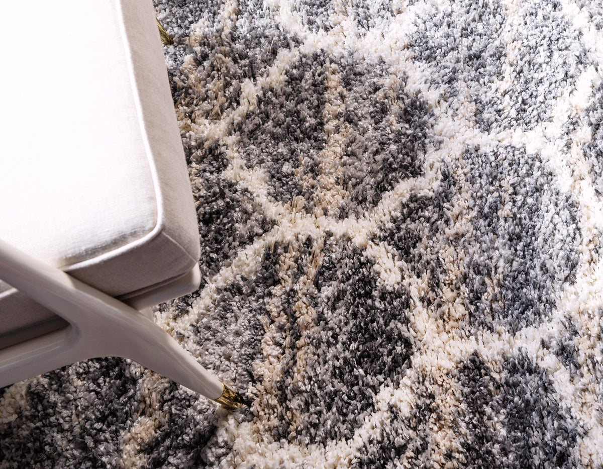 Arles – Patterned Plush Shag Area Rug