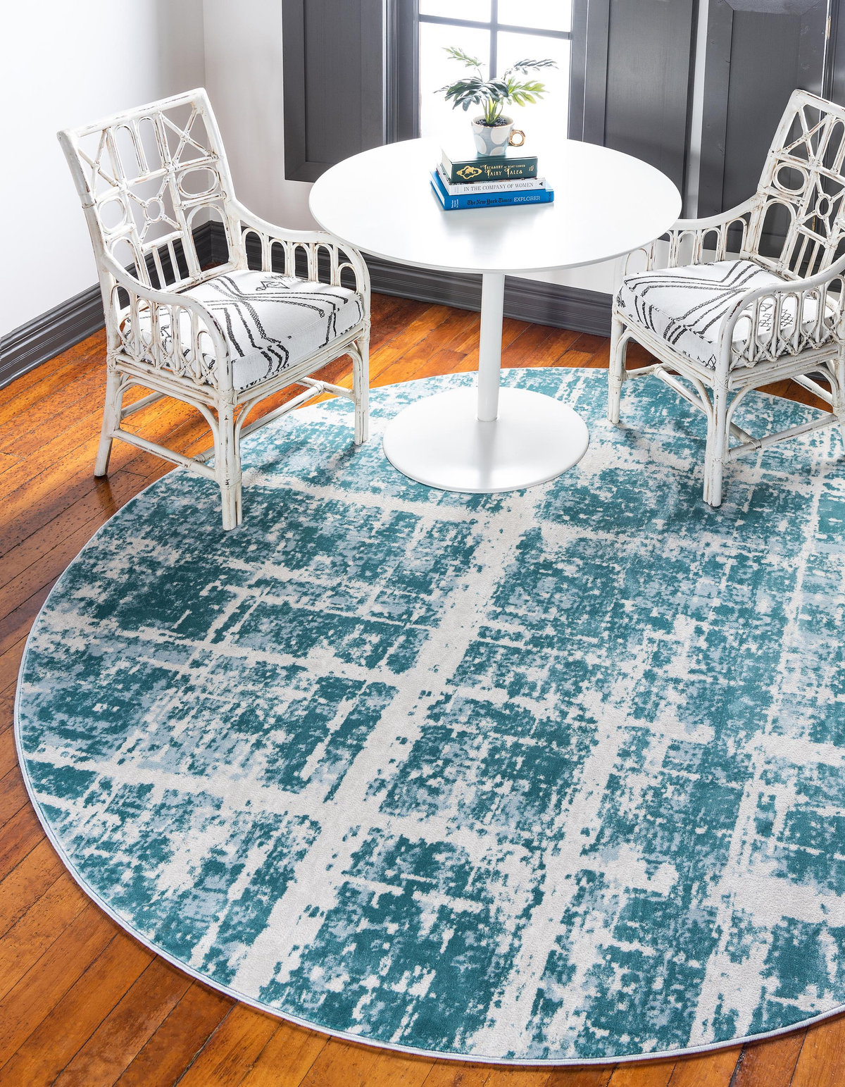 Manon – Distressed-Look Modern Area Rug