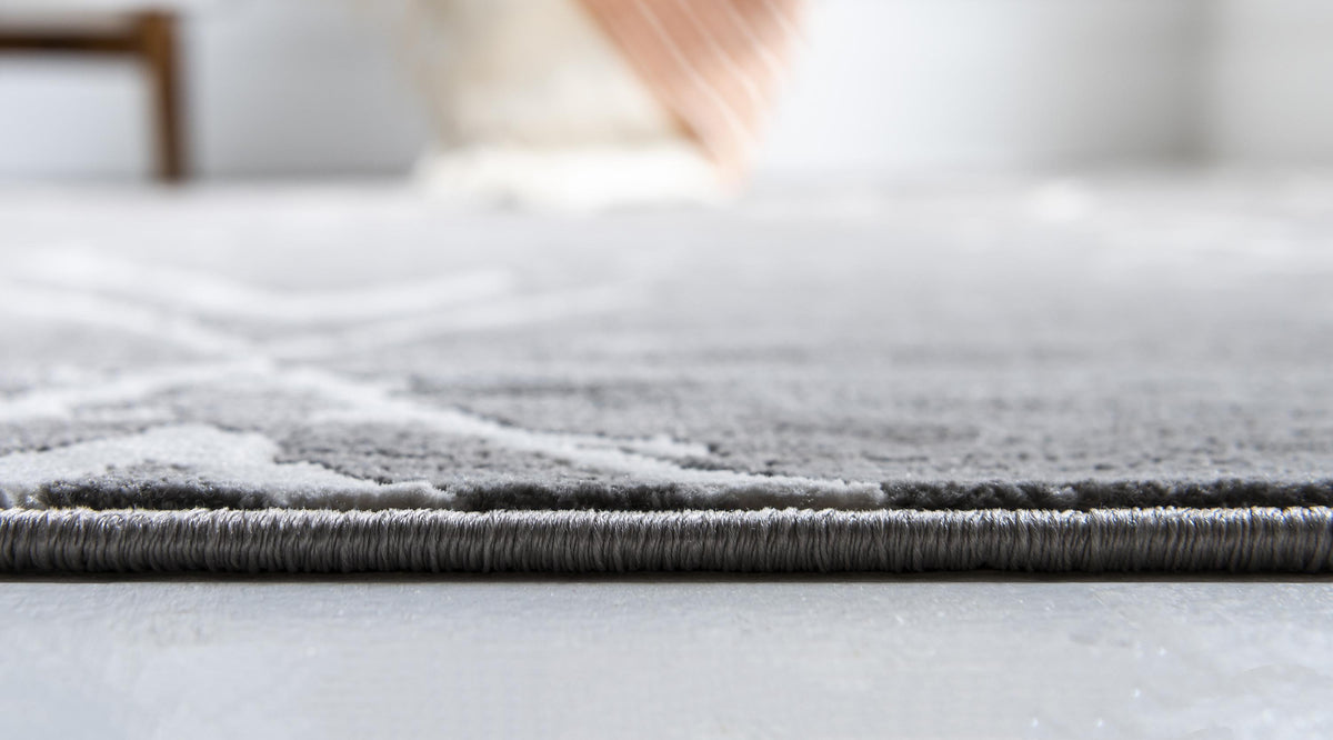 Nimes – Faded Diamond Motif Area Rug