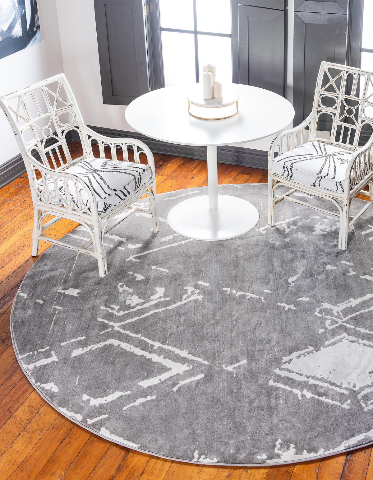Nimes – Faded Diamond Motif Area Rug
