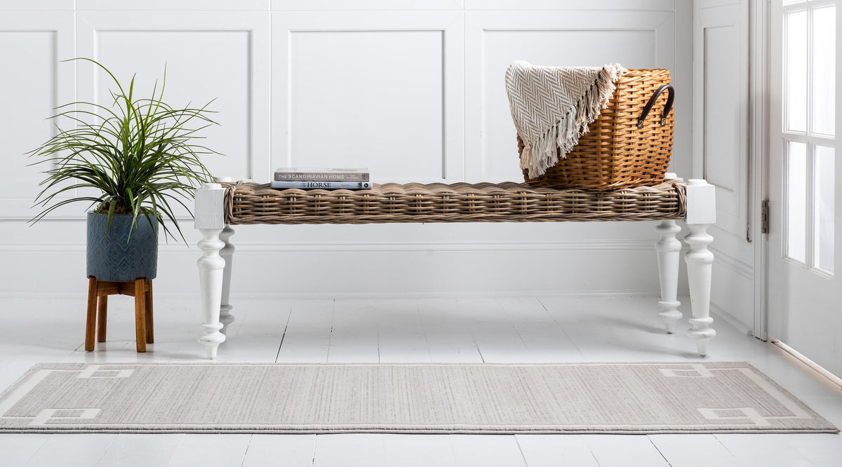 Reims – Bordered European-Style Area Rug
