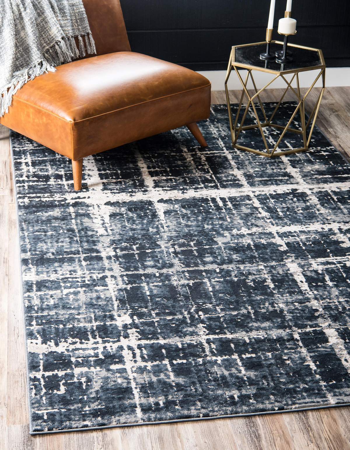 Manon – Distressed-Look Modern Area Rug