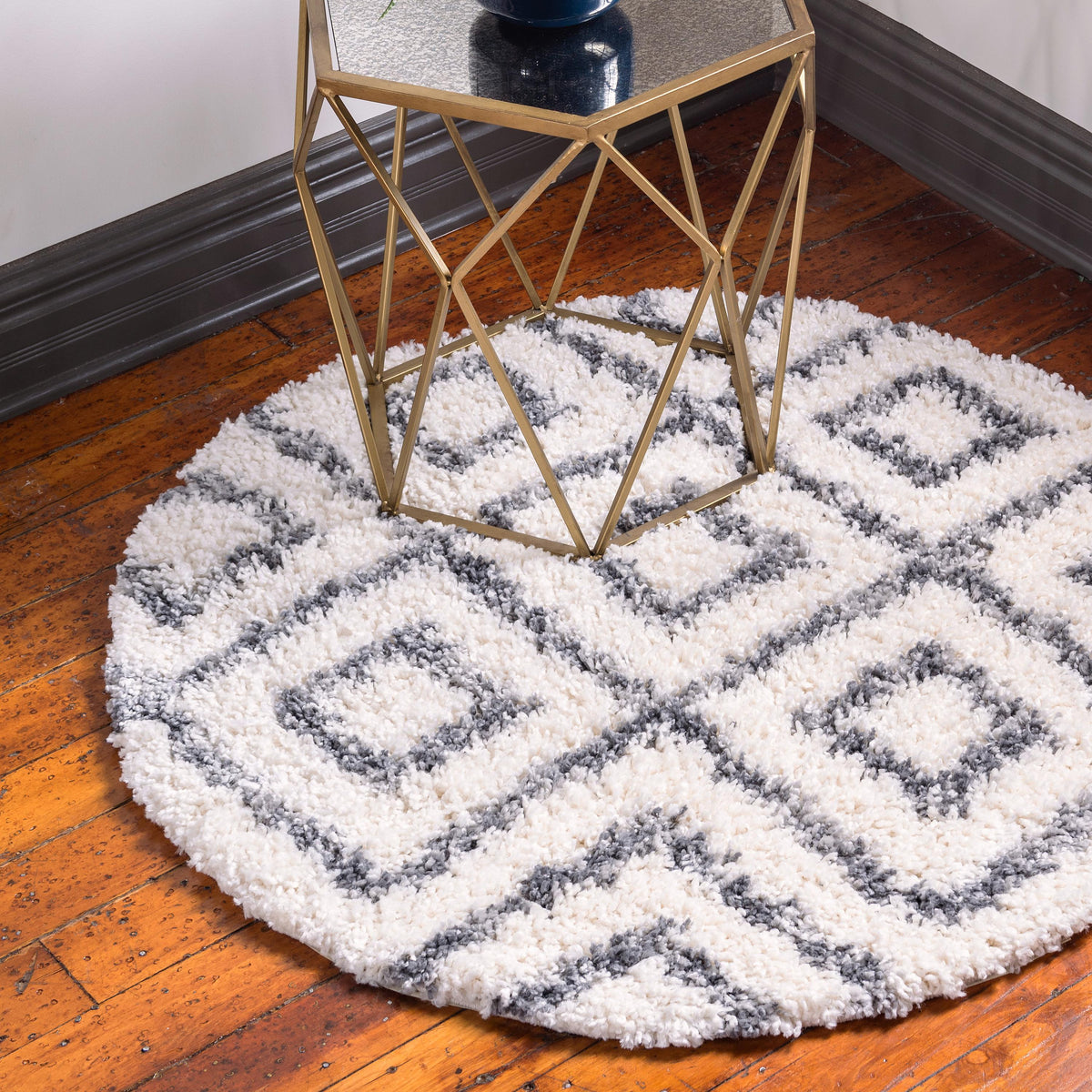 Aubrac – Diamond Lattice Shag Rug
