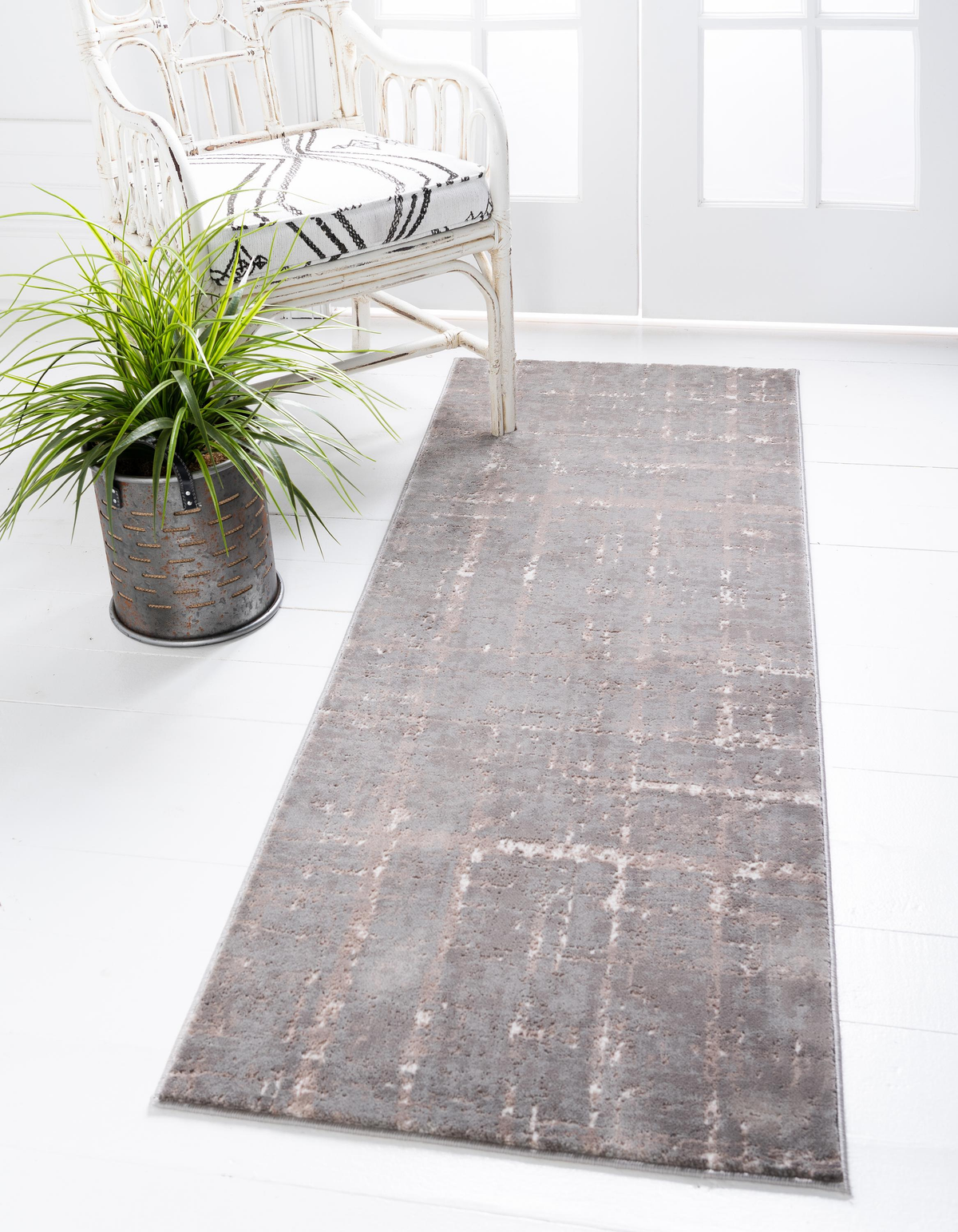 Manon – Distressed-Look Modern Area Rug