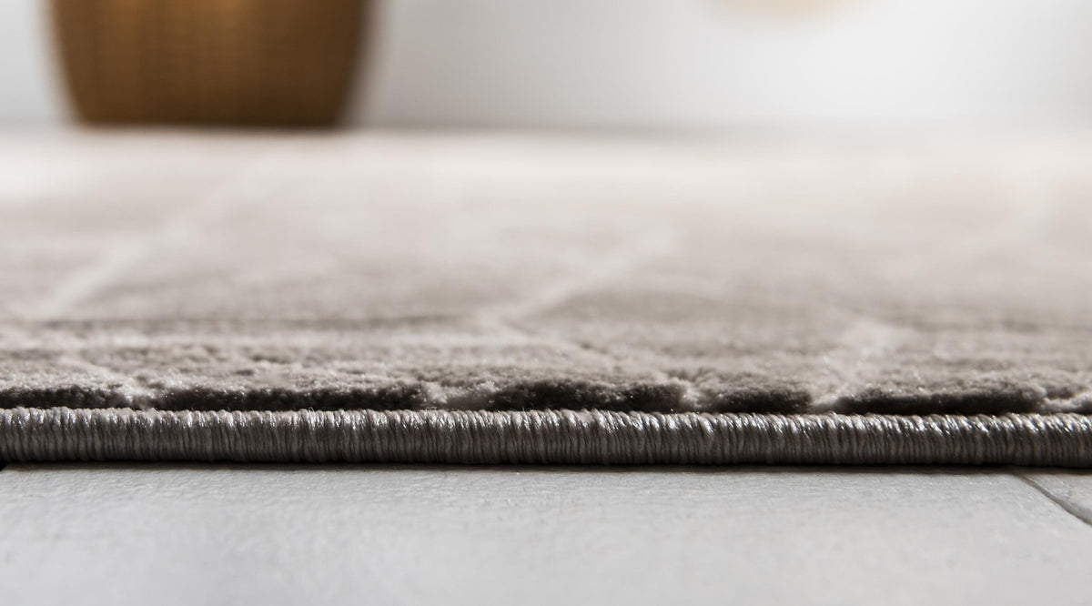 Elodie – Geometric Pattern Modern Rug