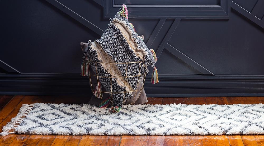 Aubrac – Diamond Lattice Shag Rug
