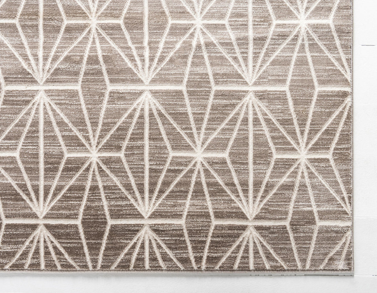 Elodie – Geometric Pattern Modern Rug