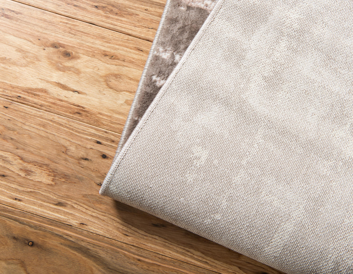Manon – Distressed-Look Modern Area Rug