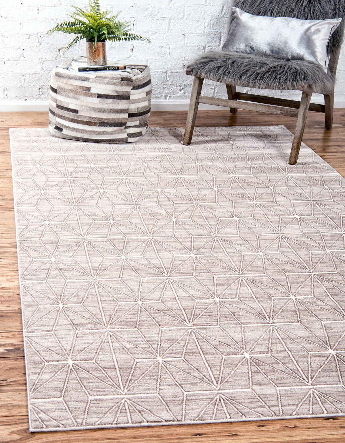 Elodie – Geometric Pattern Modern Rug