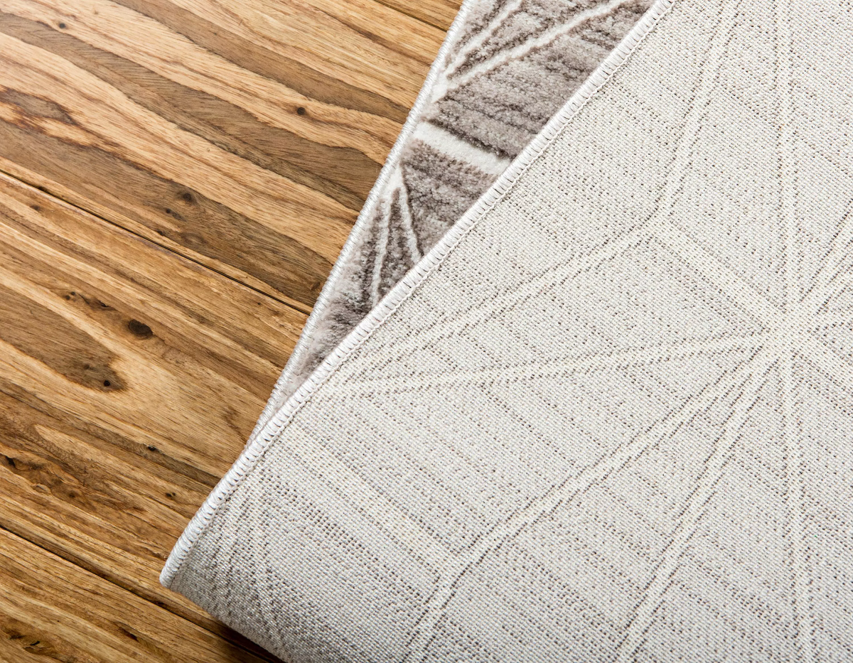 Elodie – Geometric Pattern Modern Rug