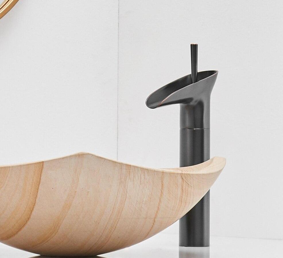 Bergamo – Single Lever Waterfall Basin Tap