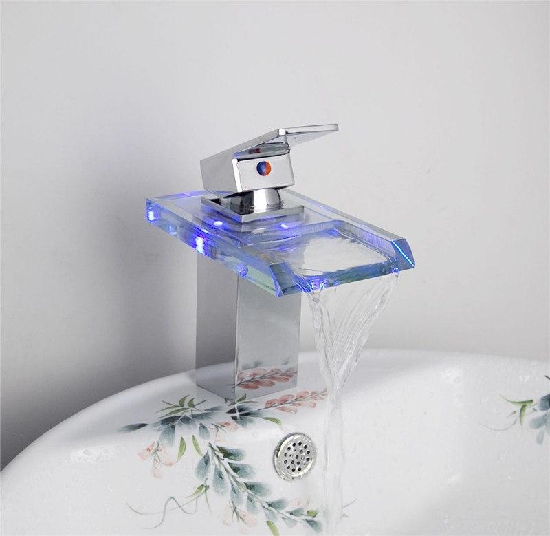 Tamarisk – Colour-Changing LED Basin Tap