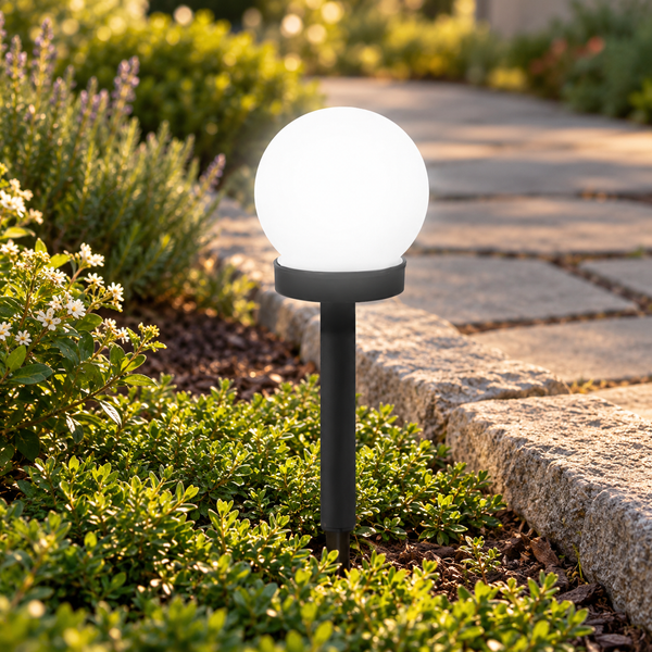 Liv – Solar Pathway Lawn Lamp