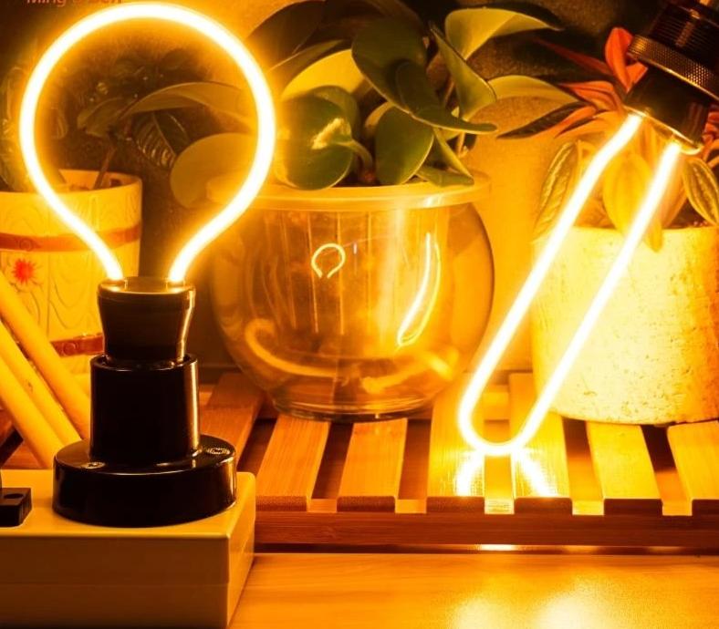 Amber – Vintage-Style E27 LED Filament Bulb