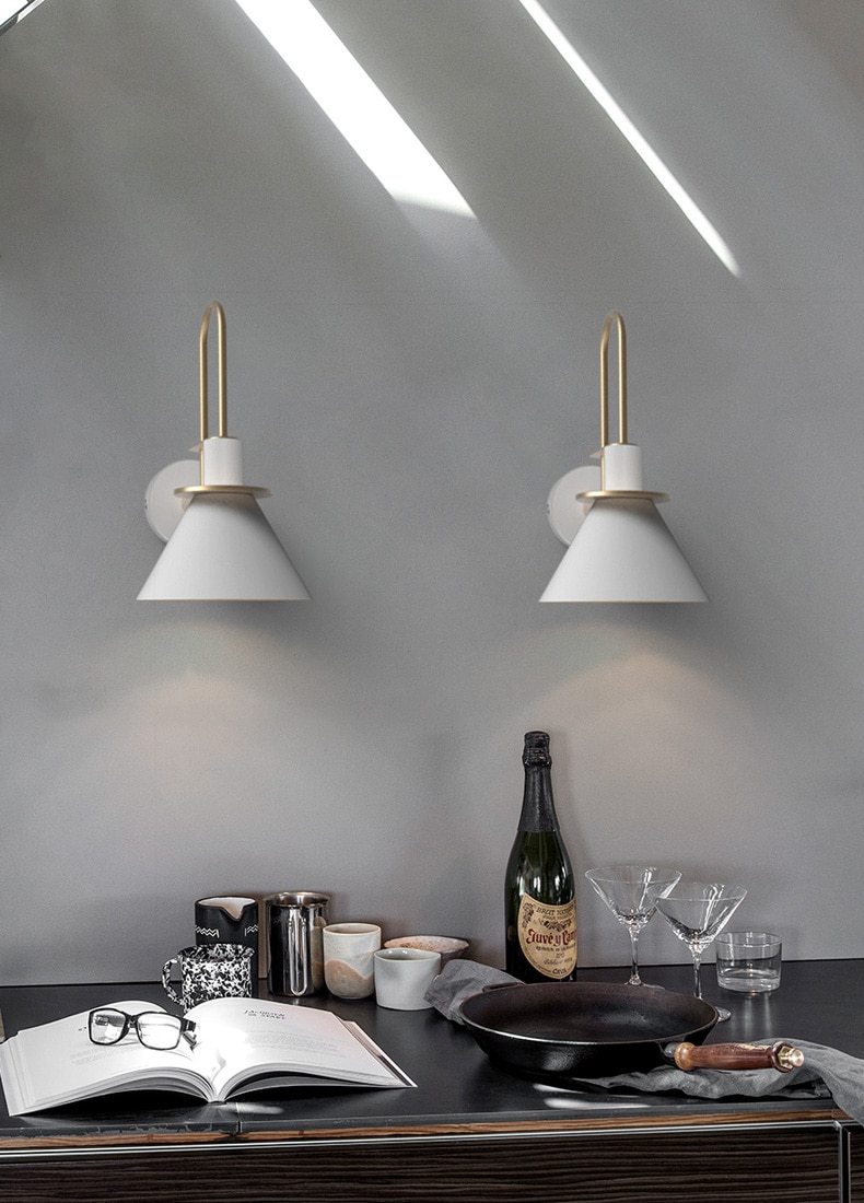 Moss – Angled Metal Wall Sconce