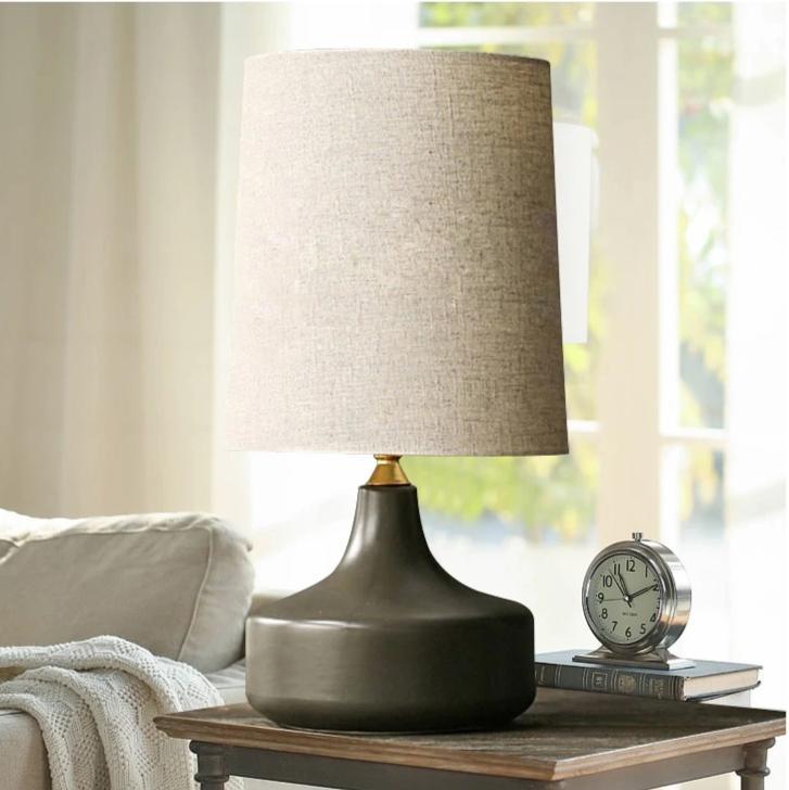 Maple – Iron and Fabric Shade Desk Lamp