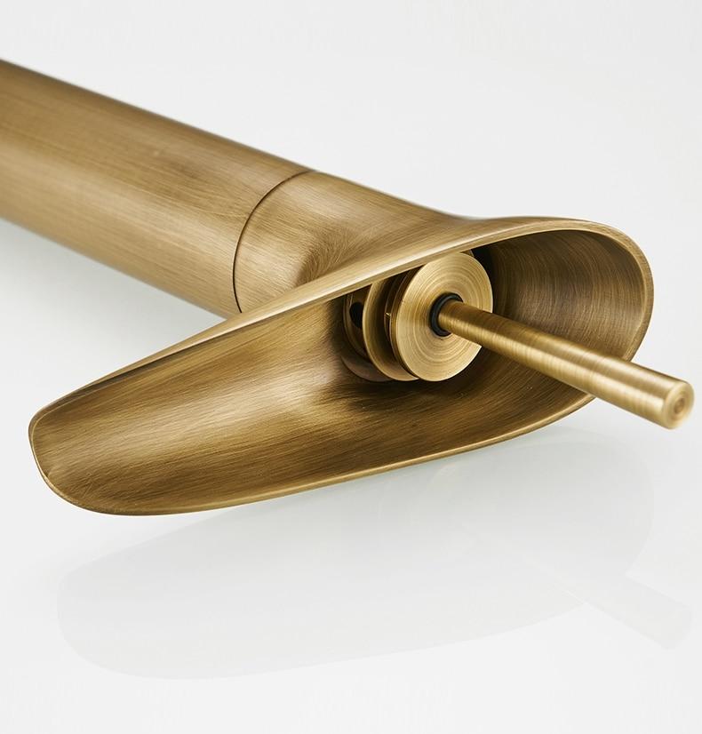 Bergamo – Single Lever Waterfall Basin Tap