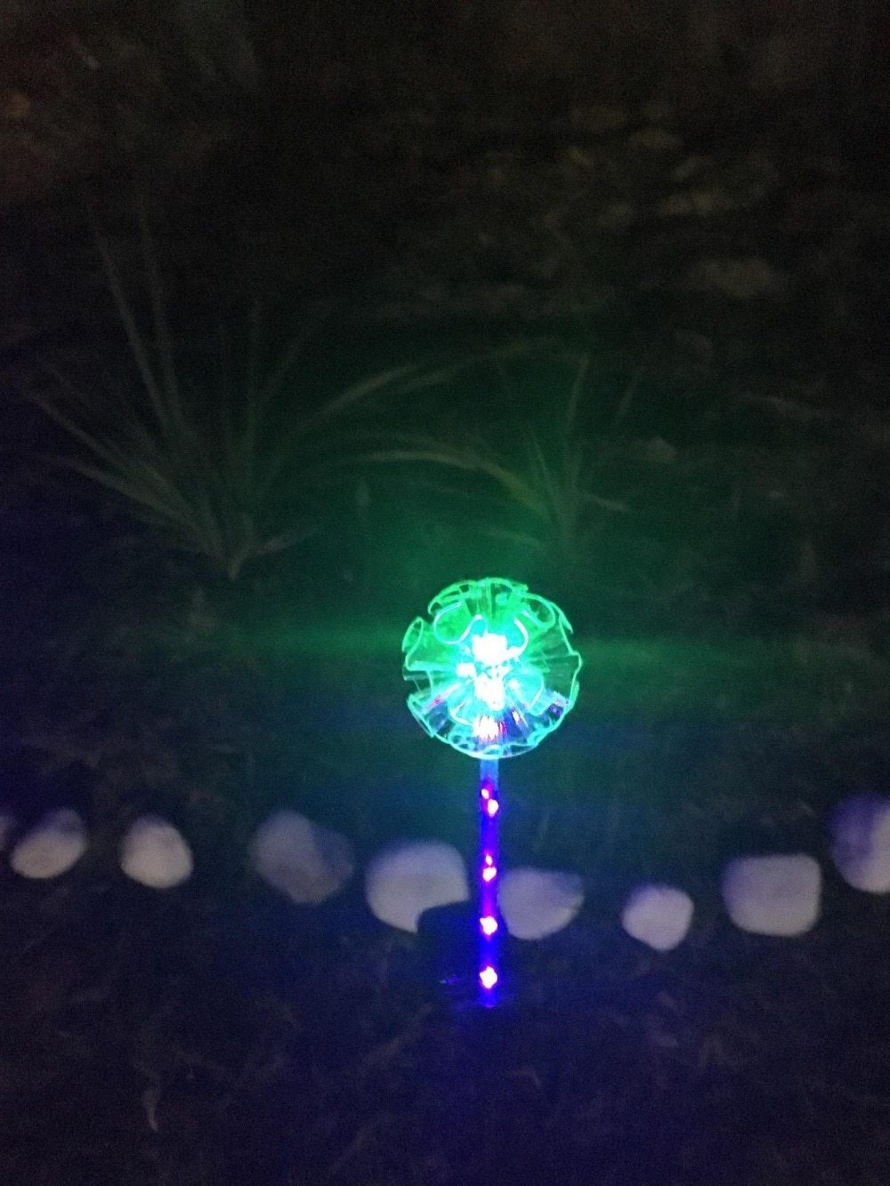 Thea – Solar Colour-Changing Flower Light