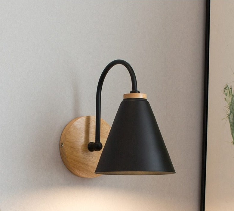 Asolo – Adjustable Angle Metal Wall Light