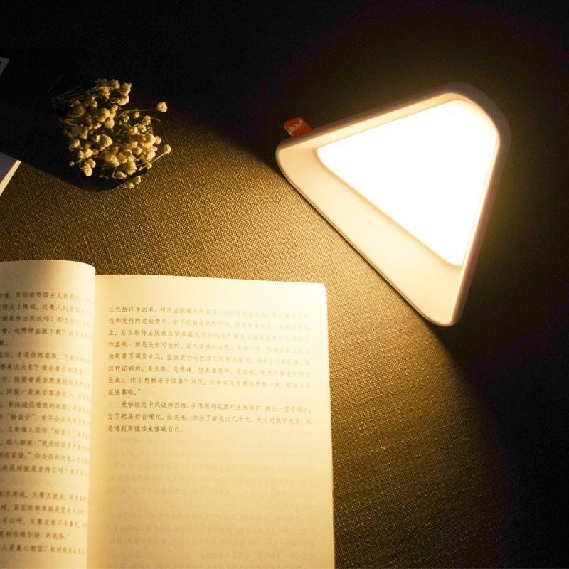 Pilar – Rechargeable Flip-to-Dim LED Reading Lamp