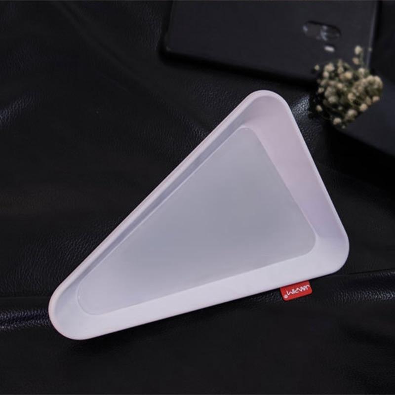 Pilar – Rechargeable Flip-to-Dim LED Reading Lamp