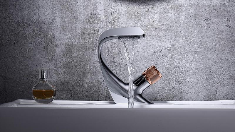 Brook – Solid Brass Waterfall Basin Mixer