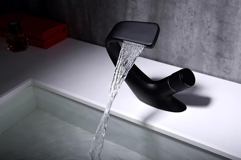 Brook – Solid Brass Waterfall Basin Mixer