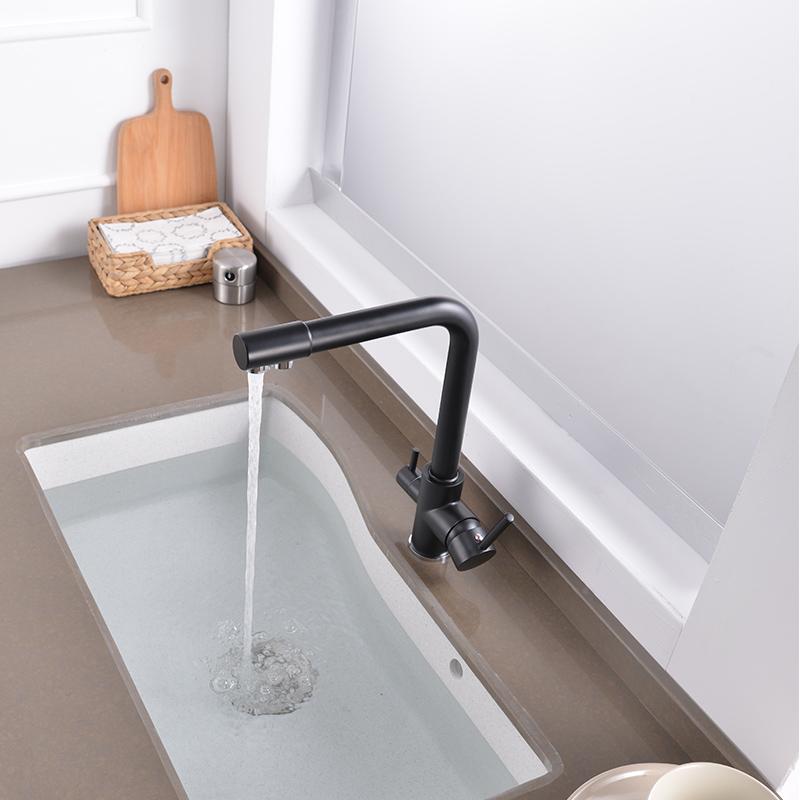 Delta – 3-in-1 Filtered Water Kitchen Mixer