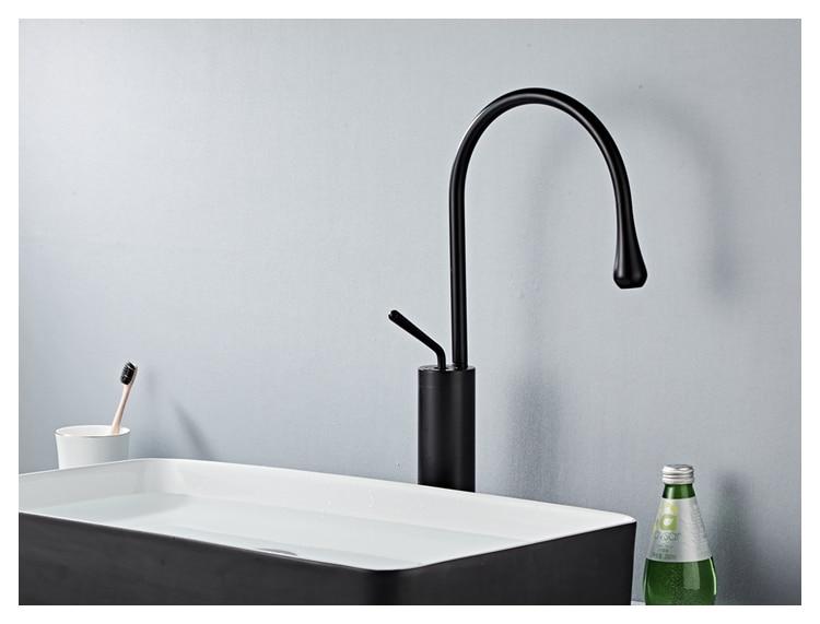 Alder – Tall Swivel-Spout Brass Basin Faucet