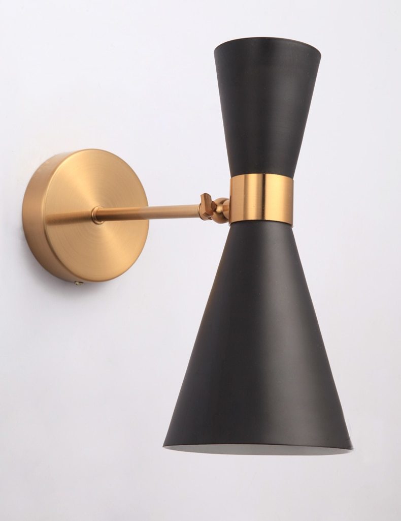 Dune – Minimalist Adjustable Wall Reading Light