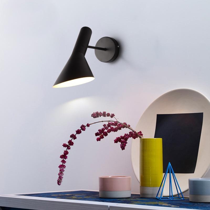 Fjord – Adjustable Metal Wall Light with Switch