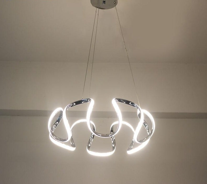 Modena – Sculptural Multi-Arm LED Chandelier