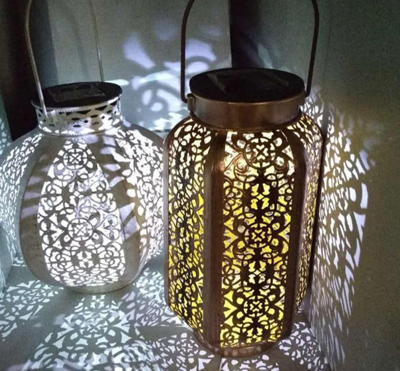 Alba – Maple Leaf Solar Shadow Lantern