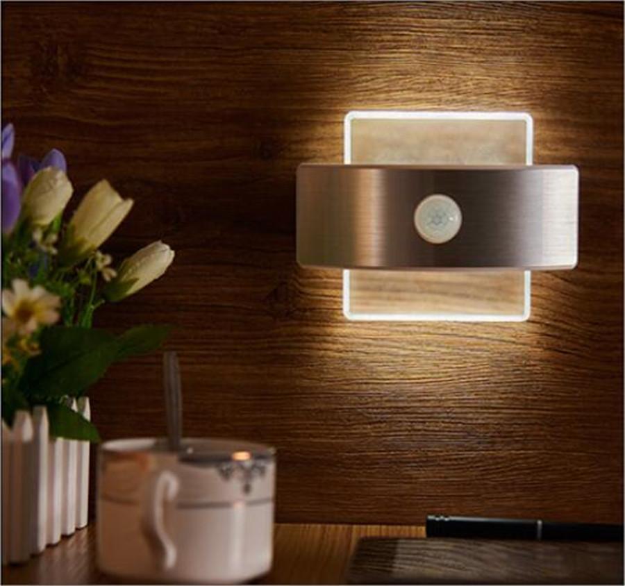 Gaeta – Motion Sensor Rechargeable Wall Light