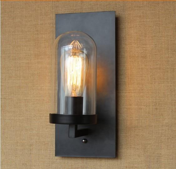 Rivet – Retro Industrial Iron Wall Sconce