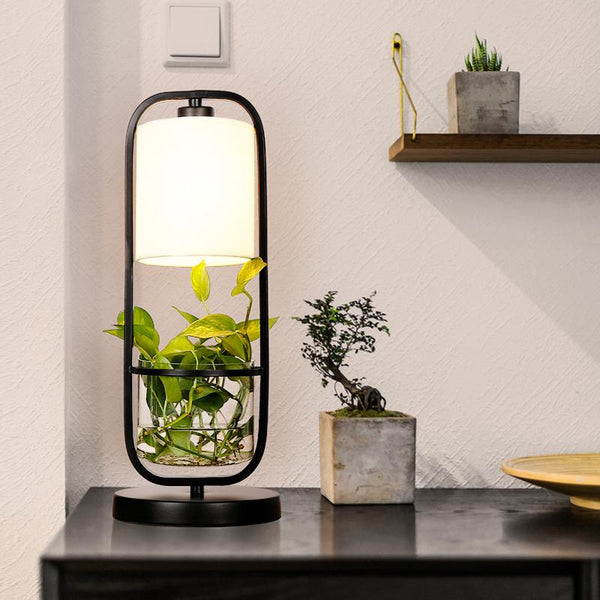 Kado – Iron Frame Planter Table Lamp