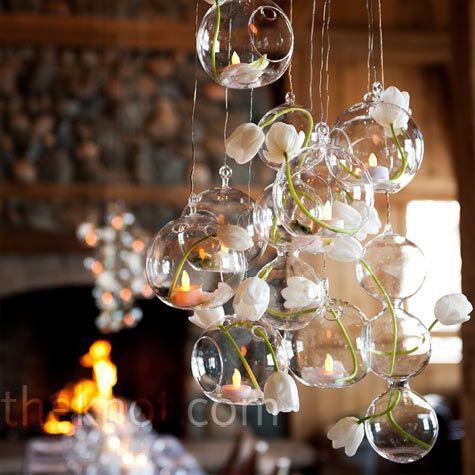 Rialto – Set of 12 Hanging Glass Globes