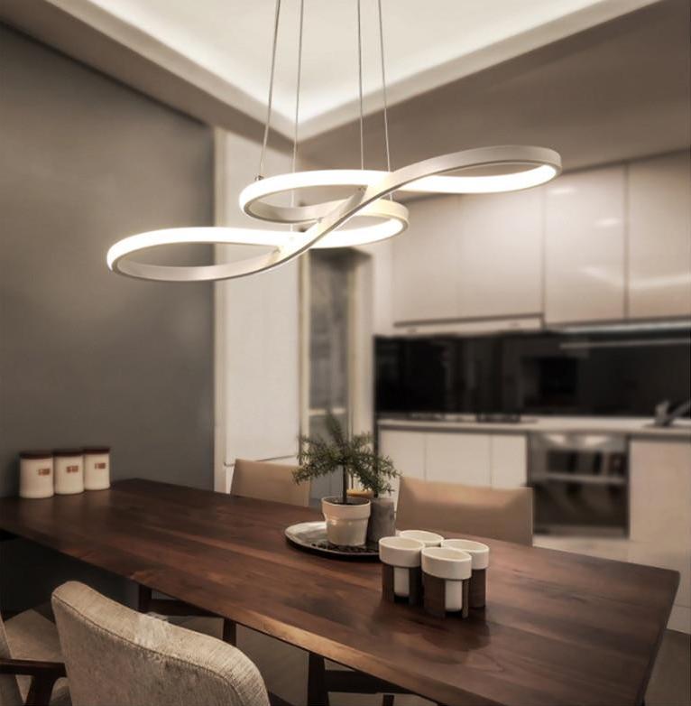 Mugen – Looped Acrylic LED Chandelier