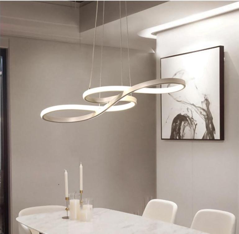 Mugen – Looped Acrylic LED Chandelier