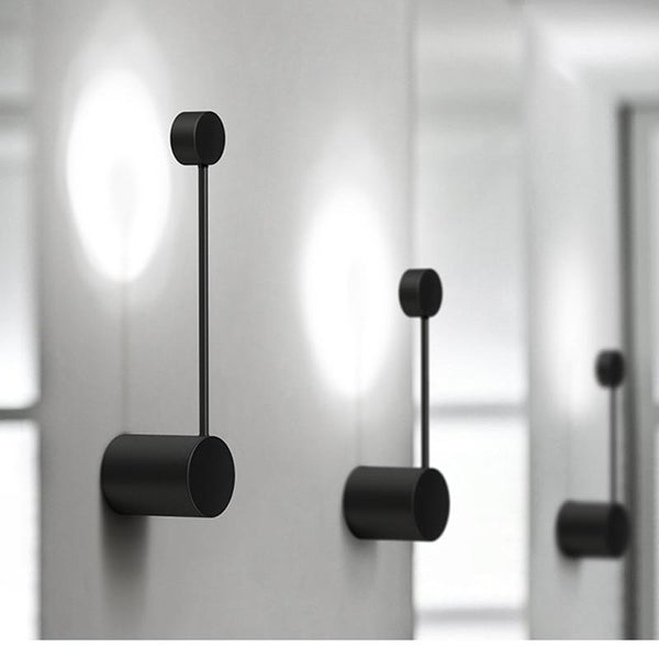 Enso – Circular Iron Bounce LED Wall Light