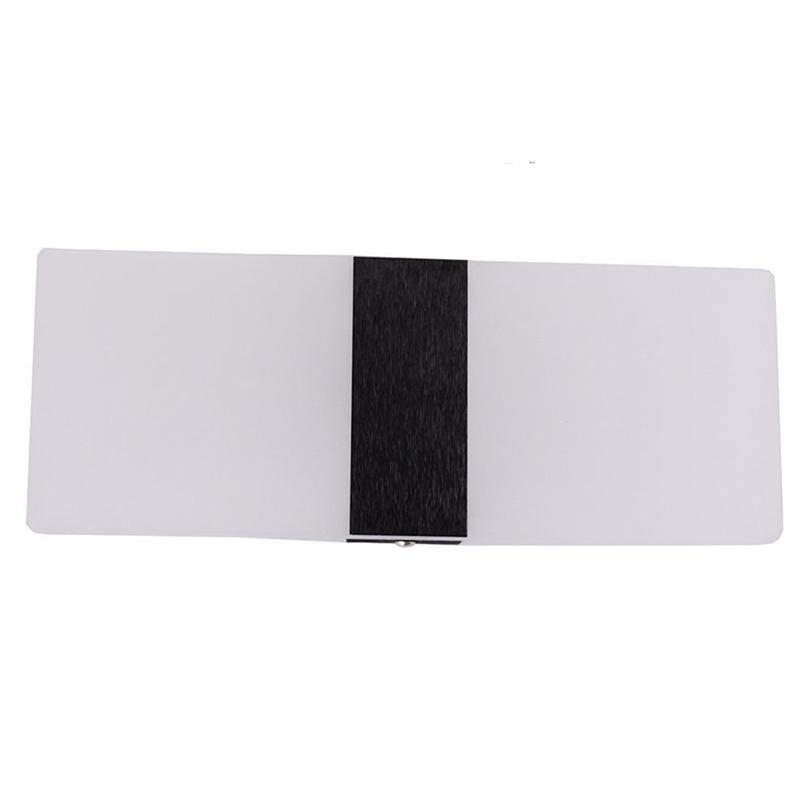 Beckett – Acrylic Strip LED Wall Light