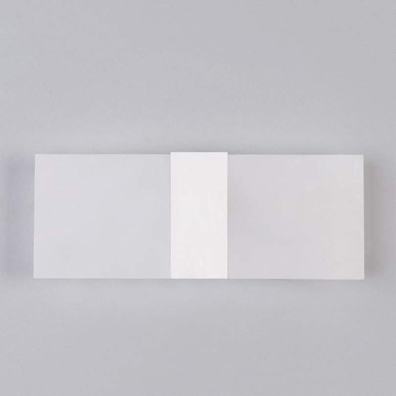 Beckett – Acrylic Strip LED Wall Light