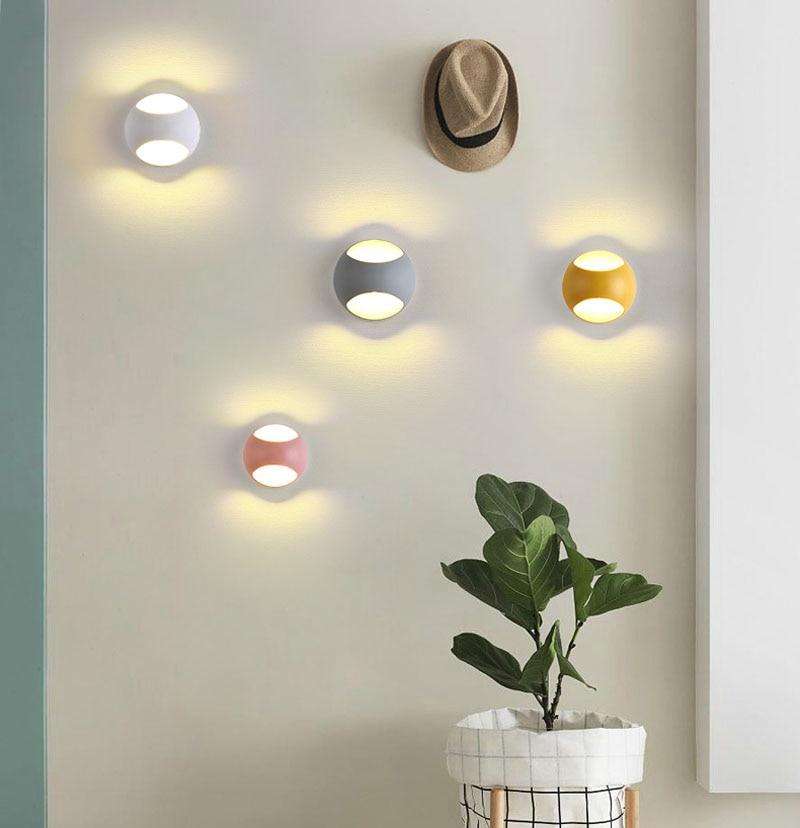 Maru – Round Iron Bounce-Light Wall Sconce