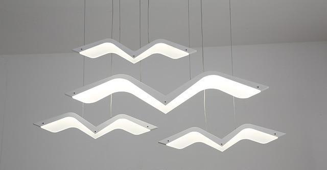 Alcyon – Bird-in-Flight LED Pendant Cluster