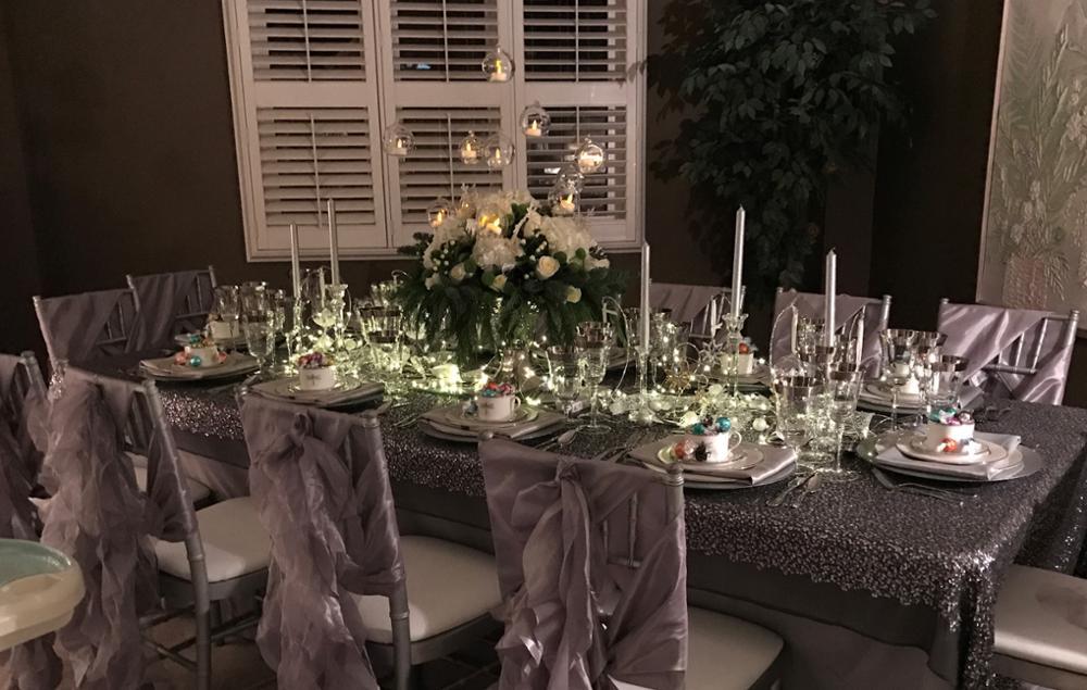 Rialto – Set of 12 Hanging Glass Globes