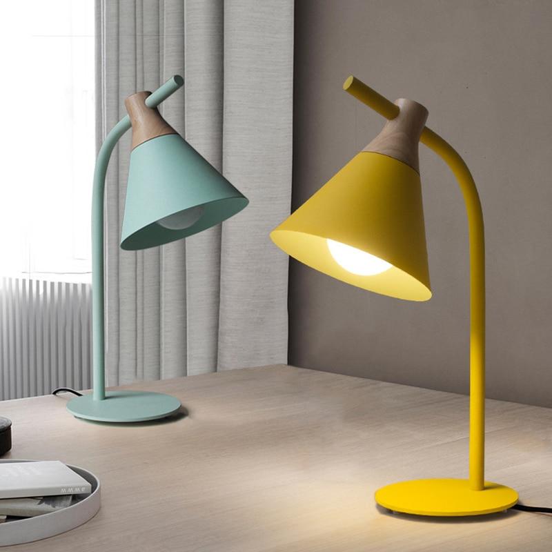 Plover – Iron and Wood Desk Lamp