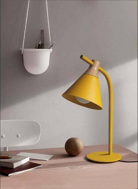 Plover – Iron and Wood Desk Lamp