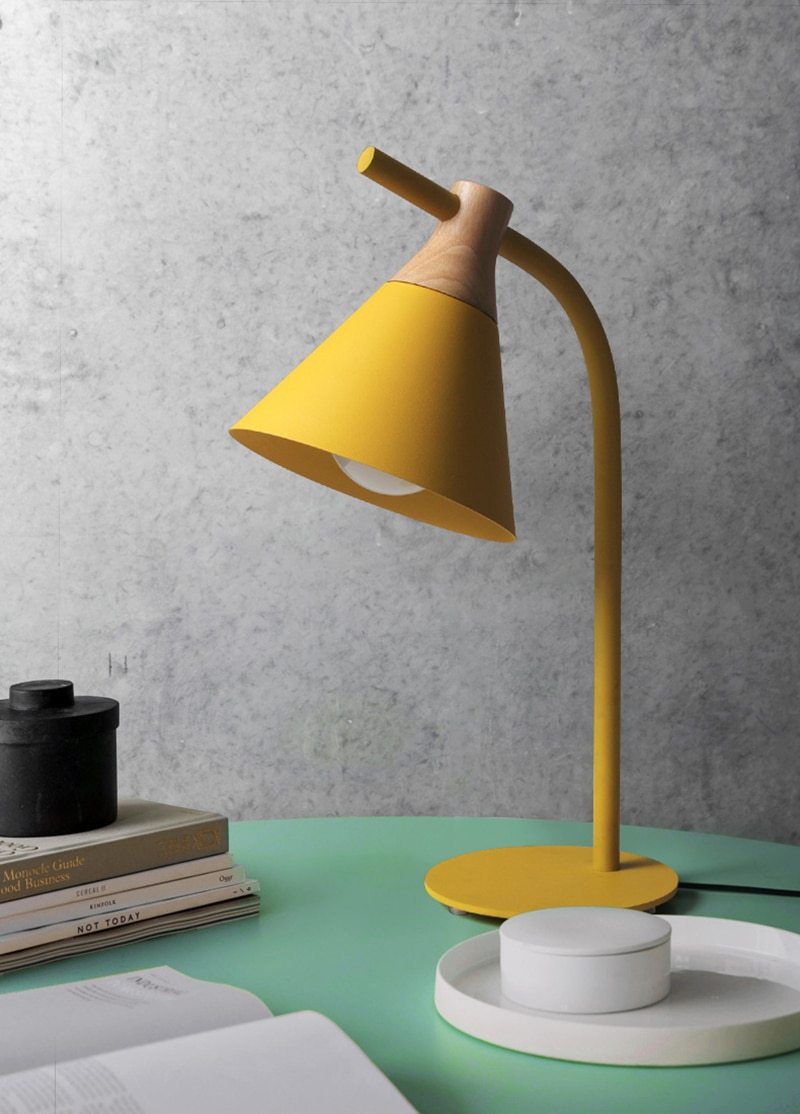 Plover – Iron and Wood Desk Lamp