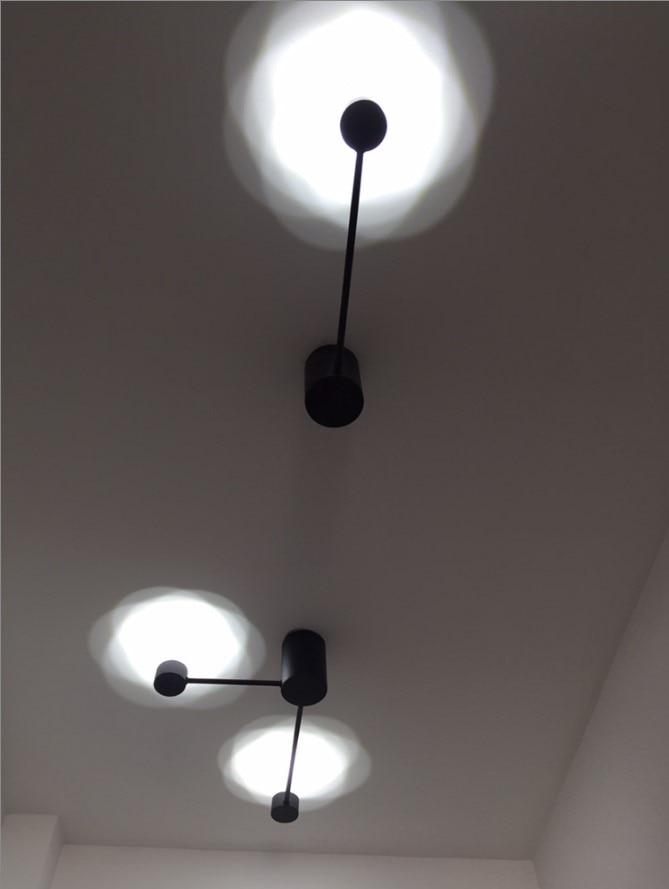 Enso – Circular Iron Bounce LED Wall Light