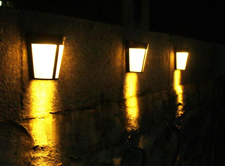 Hikari – Solar Waterproof Garden Wall Light